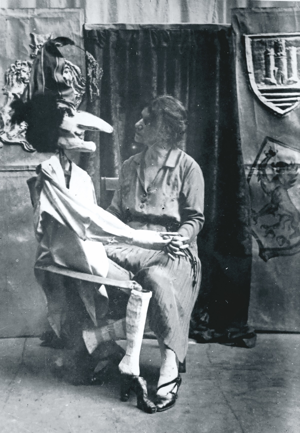 Nina Simonovich-Efimova with a Petrushka puppet, 1930. Museum Archive of the Obraztsov State Central Puppet Theatre. Nina Simonovich-Efimova with a Petrushka puppet, 1930. Museum Archive of the Obraztsov State Central Puppet Theatre.