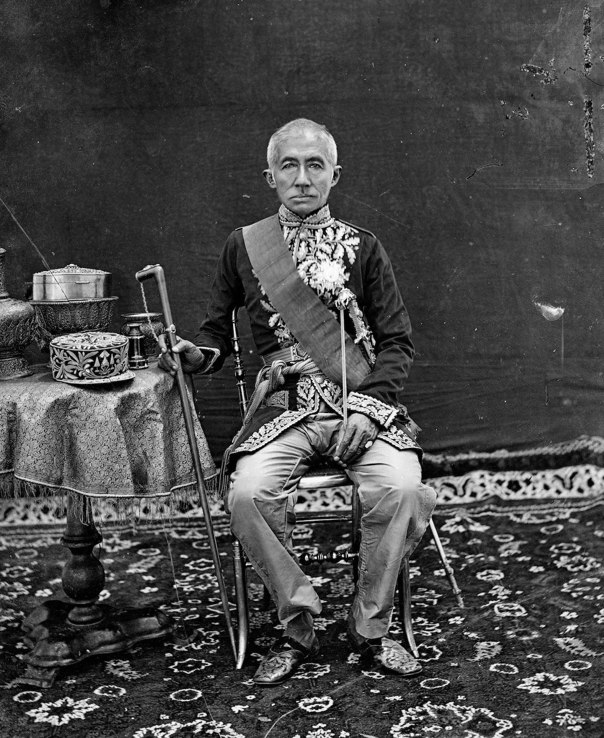 King Mongkut of Siam, by John Thomson, 1865. Wellcome Collection. Public Domain. King Mongkut of Siam, by John Thomson, 1865. Wellcome Collection. Public Domain.